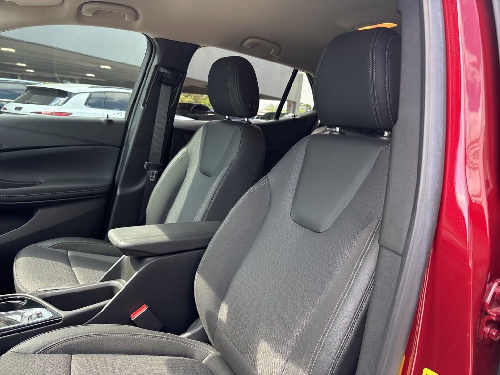 Used 2023 Buick Encore GX Select image 13