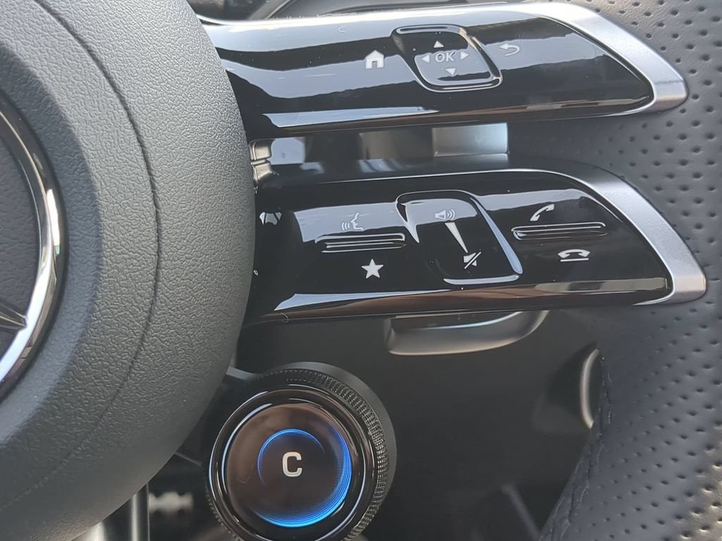 Certified 2026 Mercedes-Benz GLA 35 AMG 4MATIC image 13
