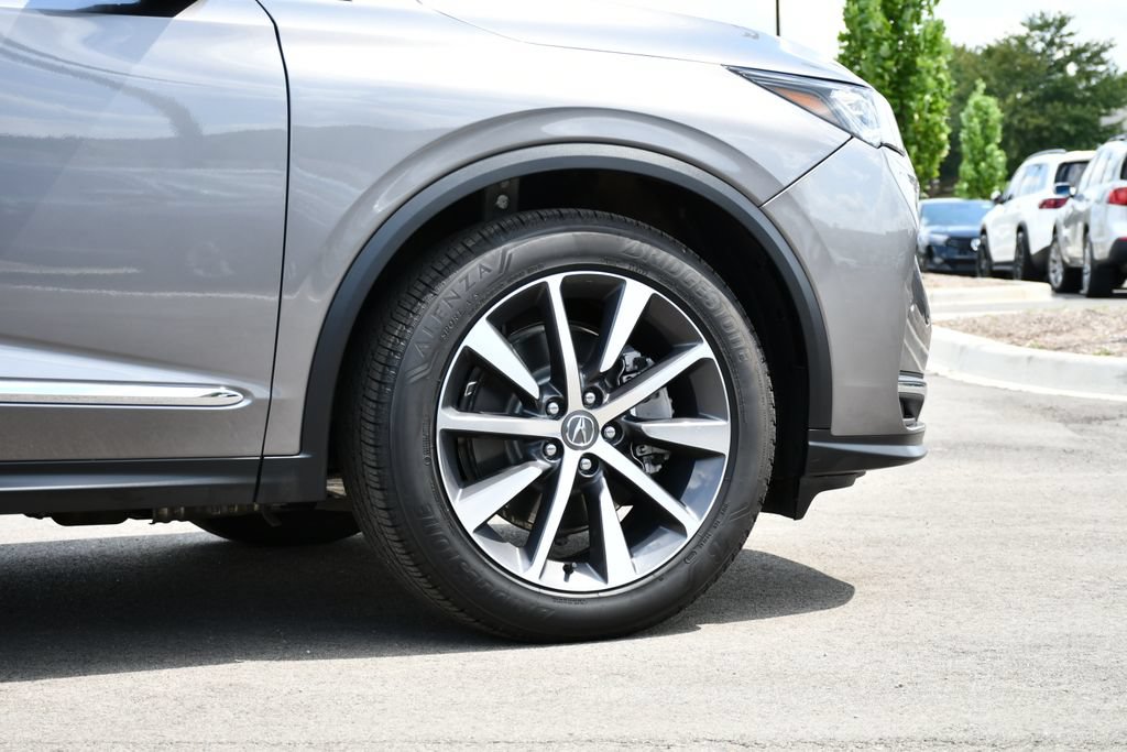 Certified 2026 Acura MDX w/ Technology Package AWD/4WD image 9