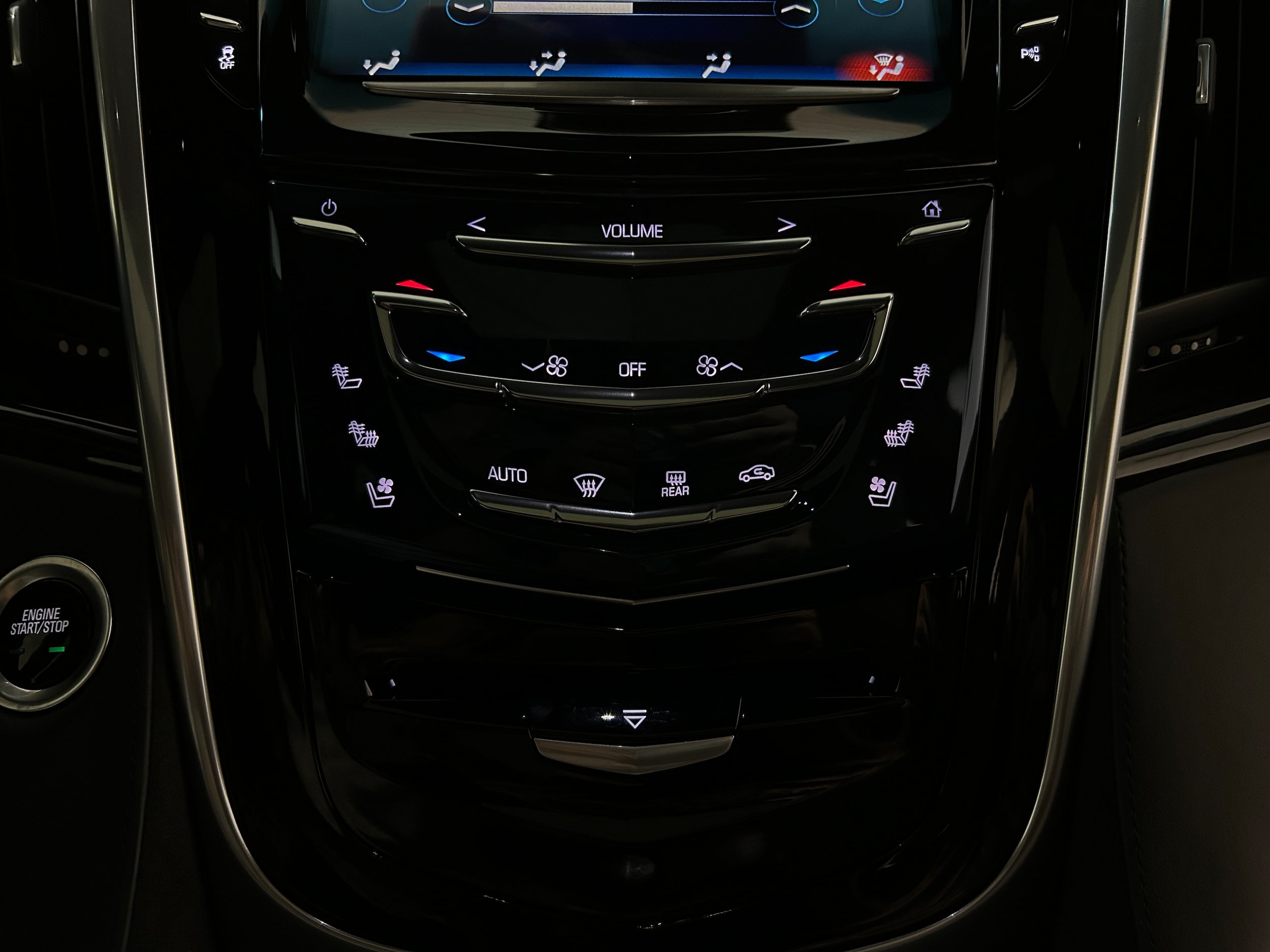 Used 2019 Cadillac Escalade ESV Platinum AWD/4WD image 10