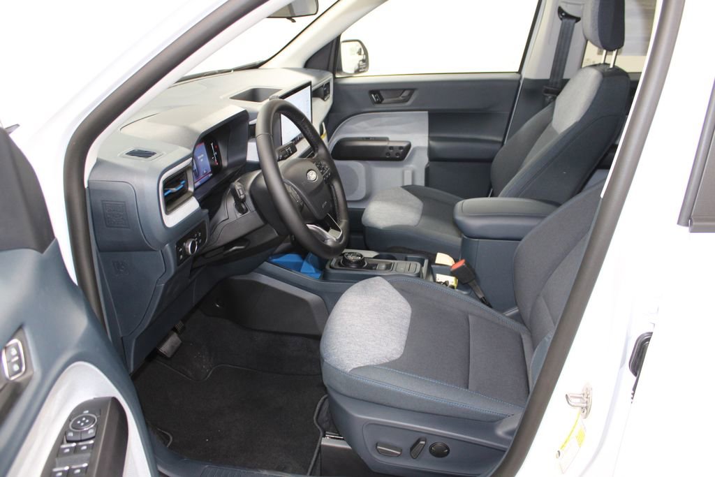 New 2025 Ford Maverick XLT w/ Equipment Group 301A image 21