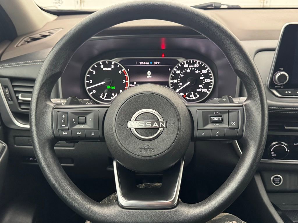 Used 2023 Nissan Rogue S FWD image 18