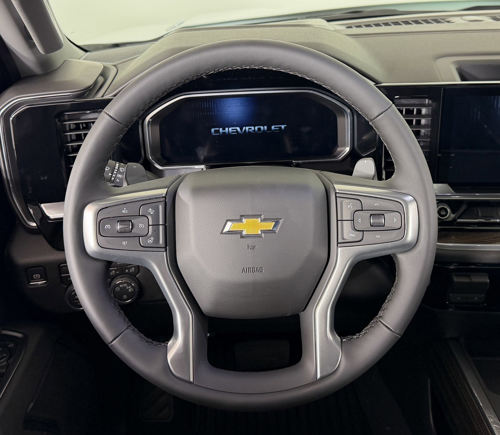 New 2026 Chevrolet Silverado 1500 LT image 9