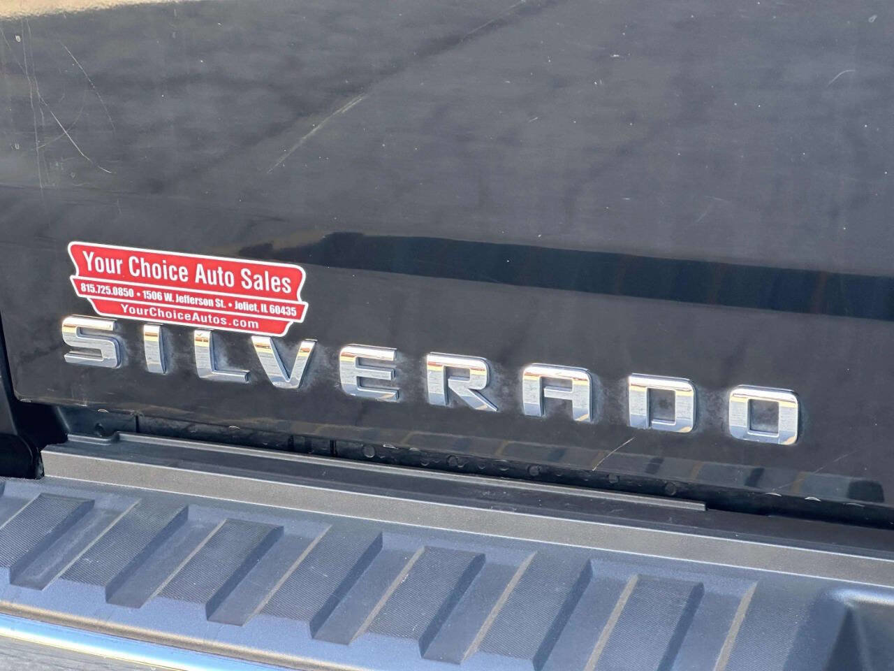 Used 2015 Chevrolet Silverado 1500 LTZ w/ LTZ Plus Package AWD/4WD image 6