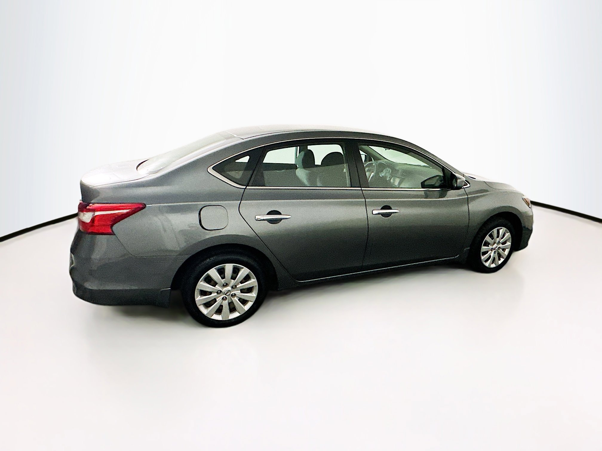 Used 2019 Nissan Sentra S image 10