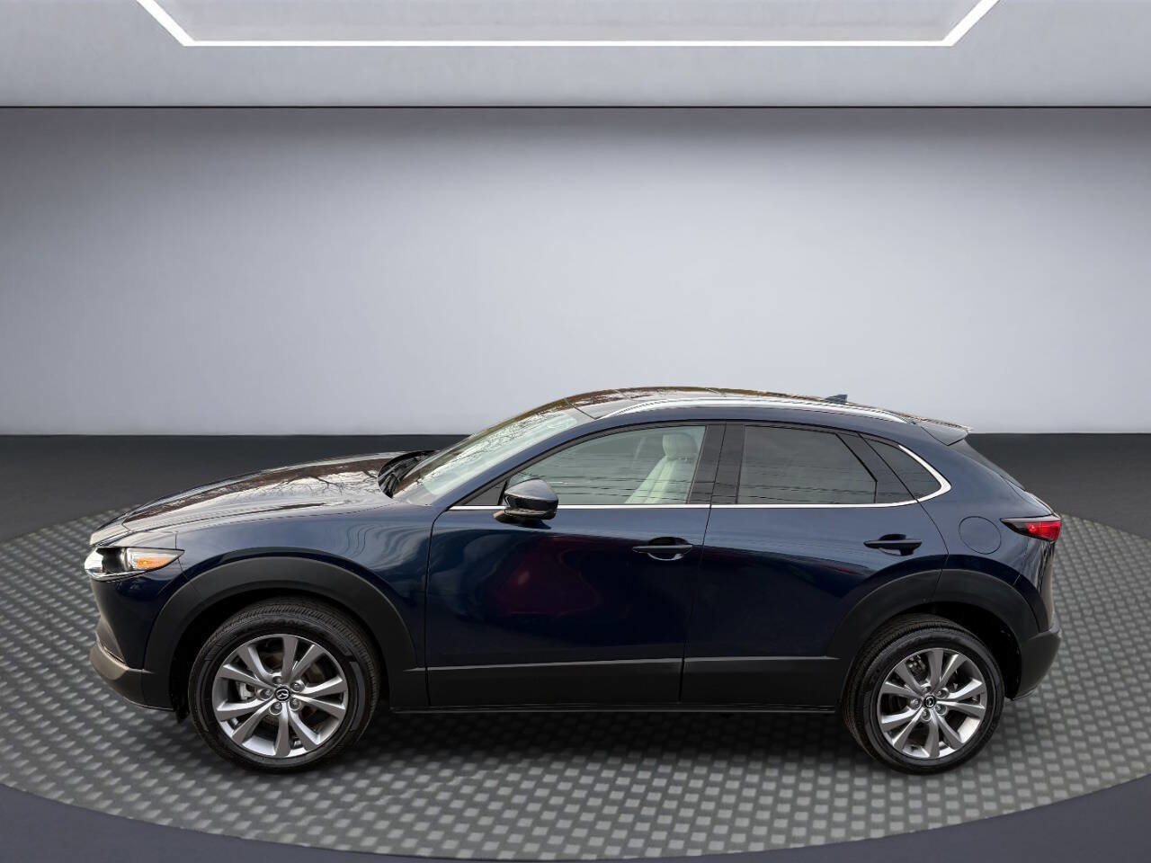 Used 2021 MAZDA CX-30 AWD 2.5 S w/ Premium Package image 4