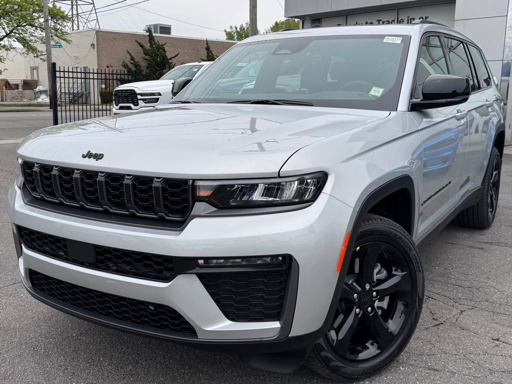 New 2026 Jeep Grand Cherokee L Limited AWD/4WD image 3