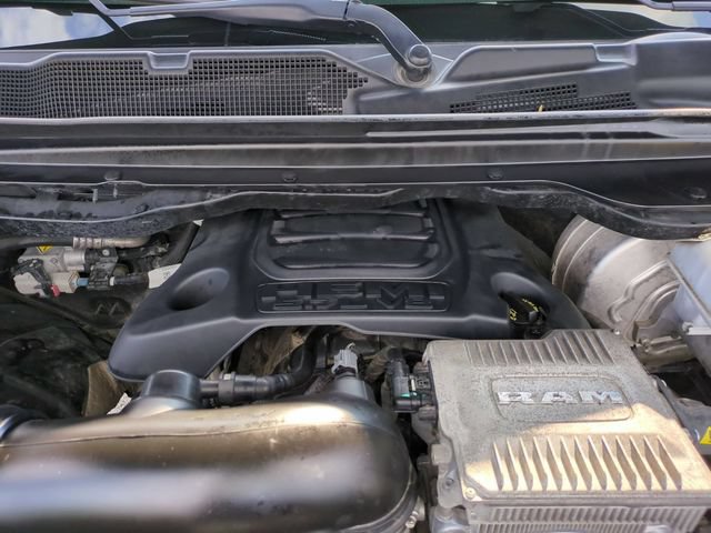 Used 2020 RAM 1500 Laramie w/ Off Road Group AWD/4WD image 31