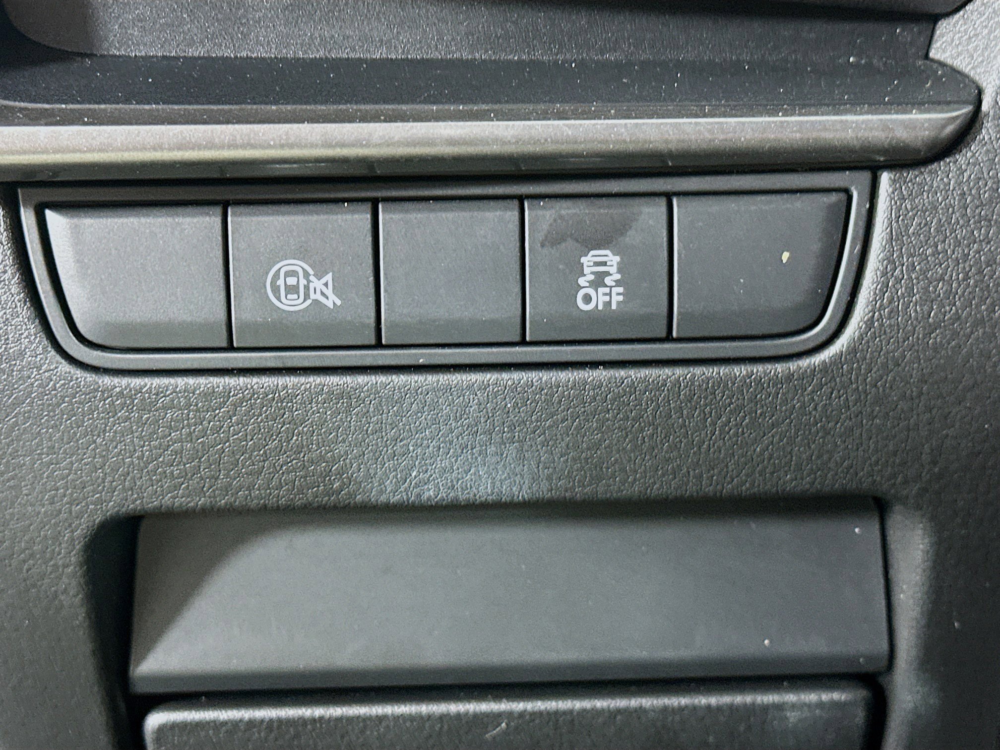 Used 2024 MAZDA MAZDA3 s FWD image 17
