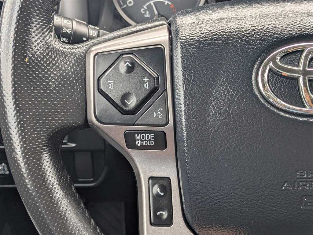 Used 2017 Toyota Tacoma SR5 image 25