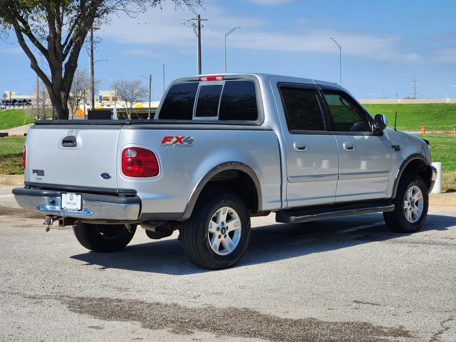 Used 2002 Ford F150 XLT image 5