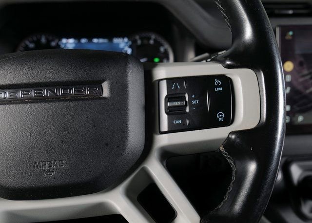 Used 2023 Land Rover Defender 90 S image 21