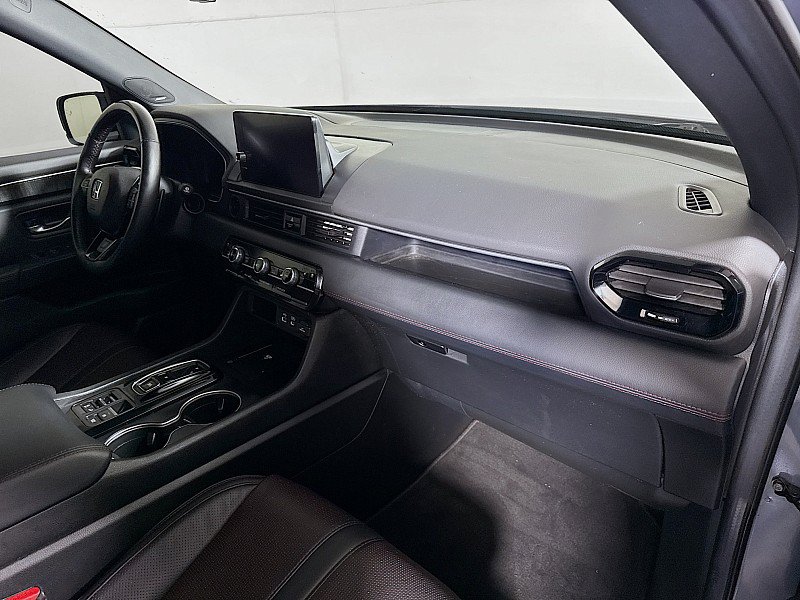 Used 2025 Honda Pilot Black Edition image 31