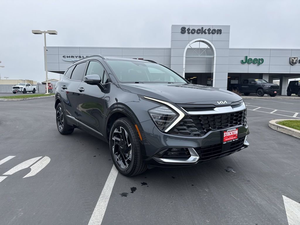 Used 2024 Kia Sportage SX image 2