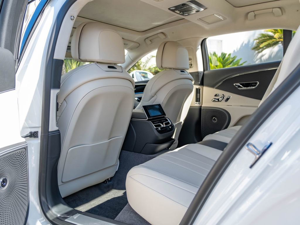 New 2026 Bentley Flying Spur Plug-In Hybrid AWD/4WD image 20