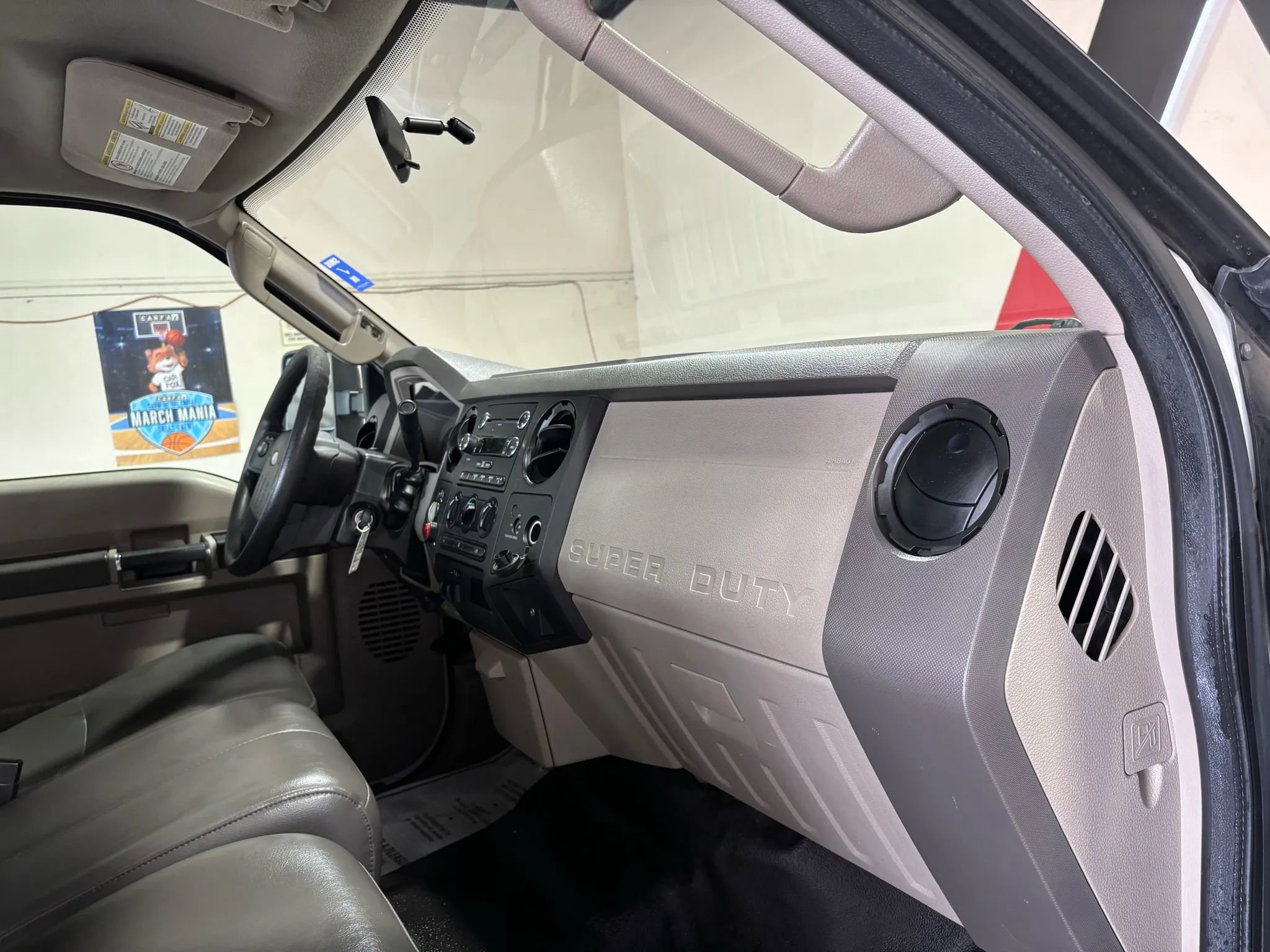 Used 2009 Ford F250 XL AWD/4WD image 12