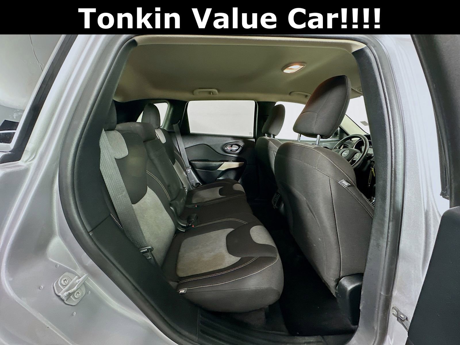 Used 2018 Jeep Cherokee Latitude image 26