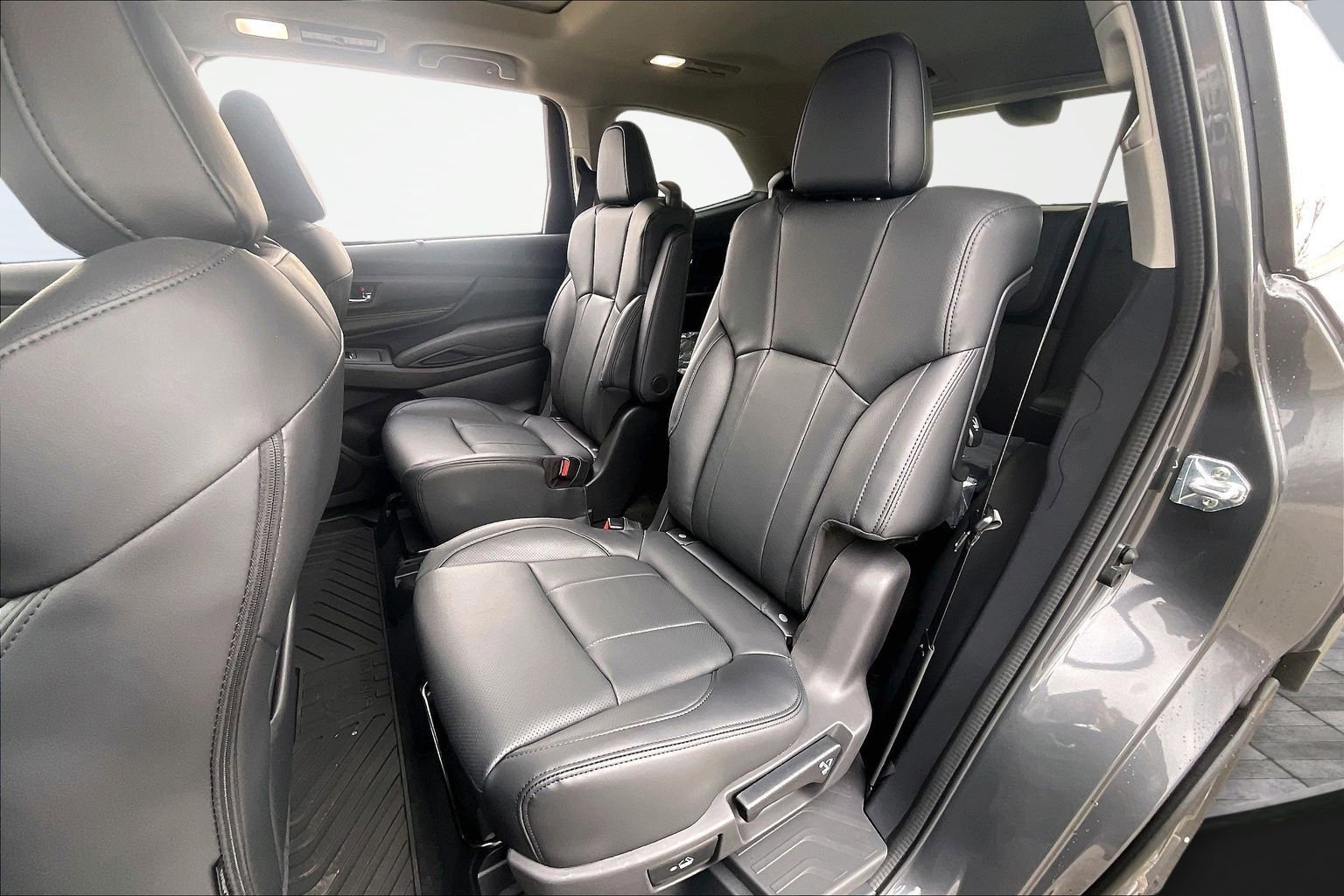 New 2026 Subaru Ascent Bronze Edition image 10