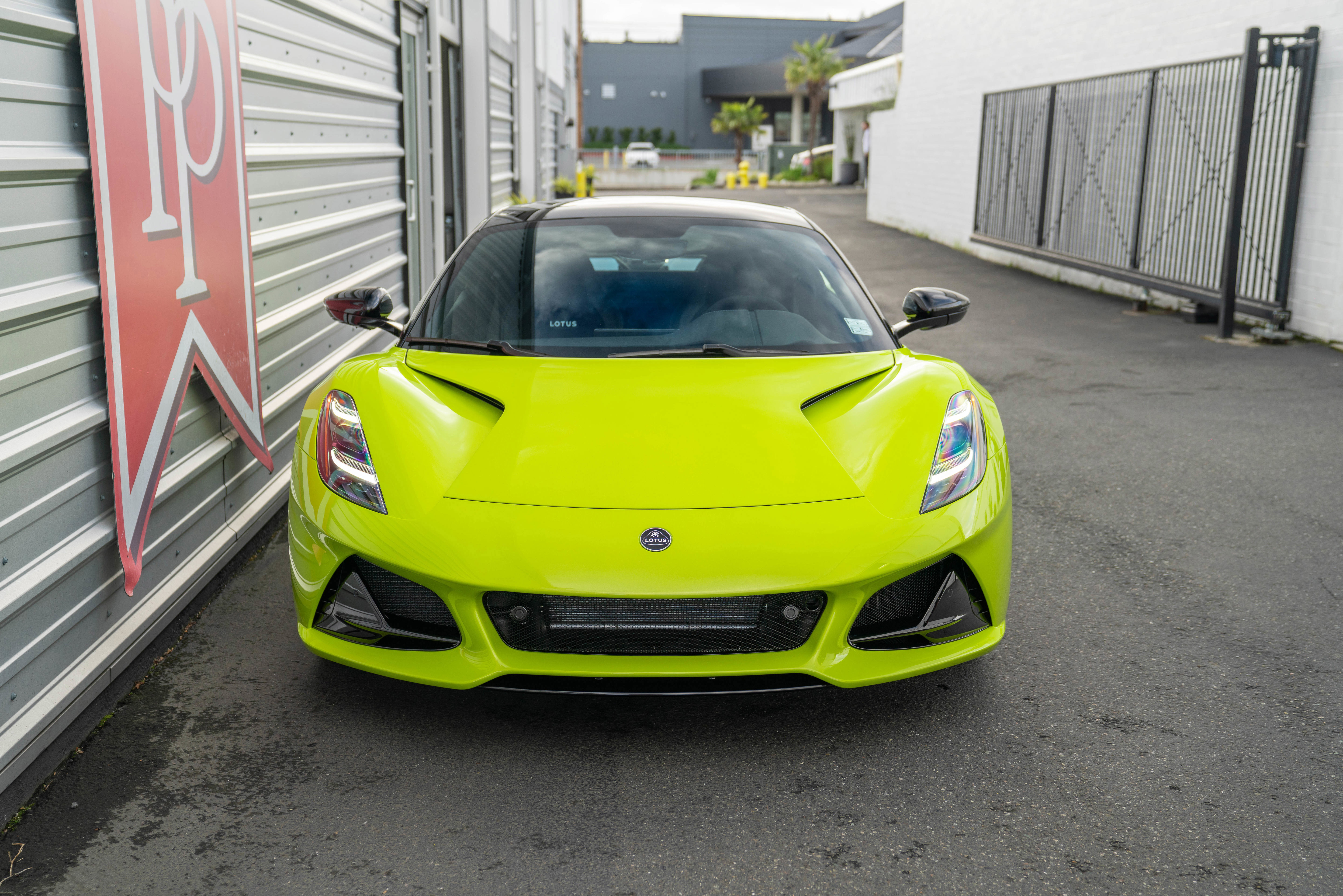 Used 2025 Lotus Emira RWD image 37