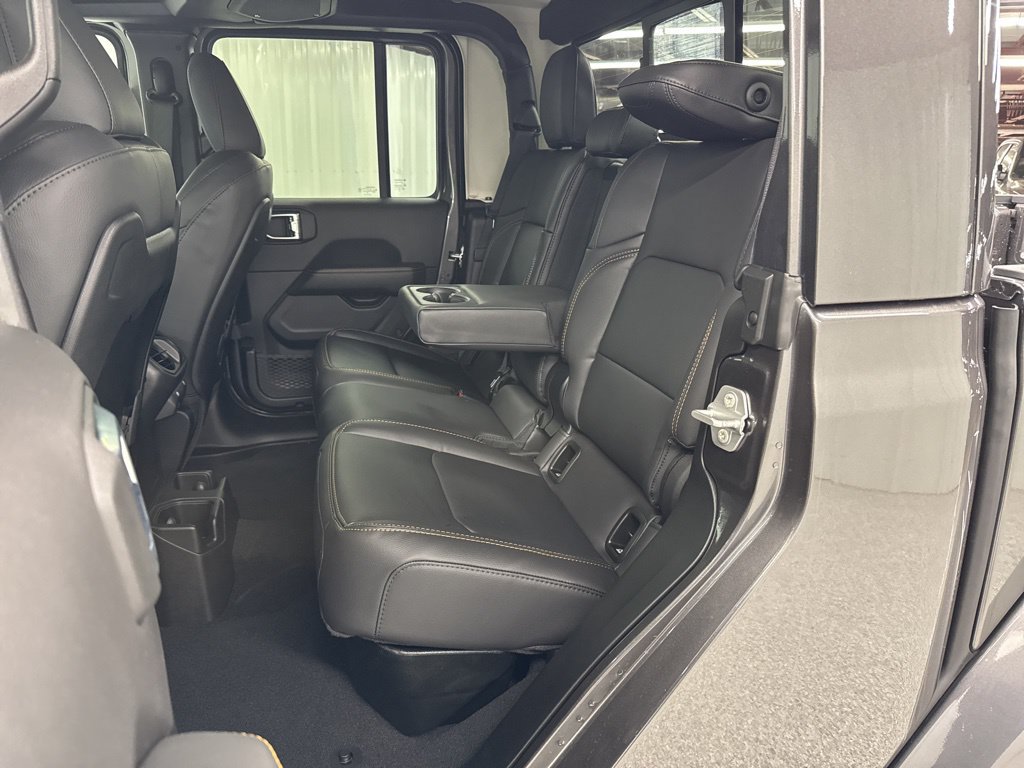 New 2026 Jeep Gladiator Sport AWD/4WD image 11