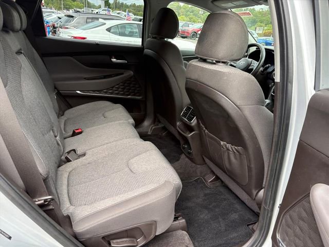 Used 2019 Hyundai Santa Fe SEL image 17
