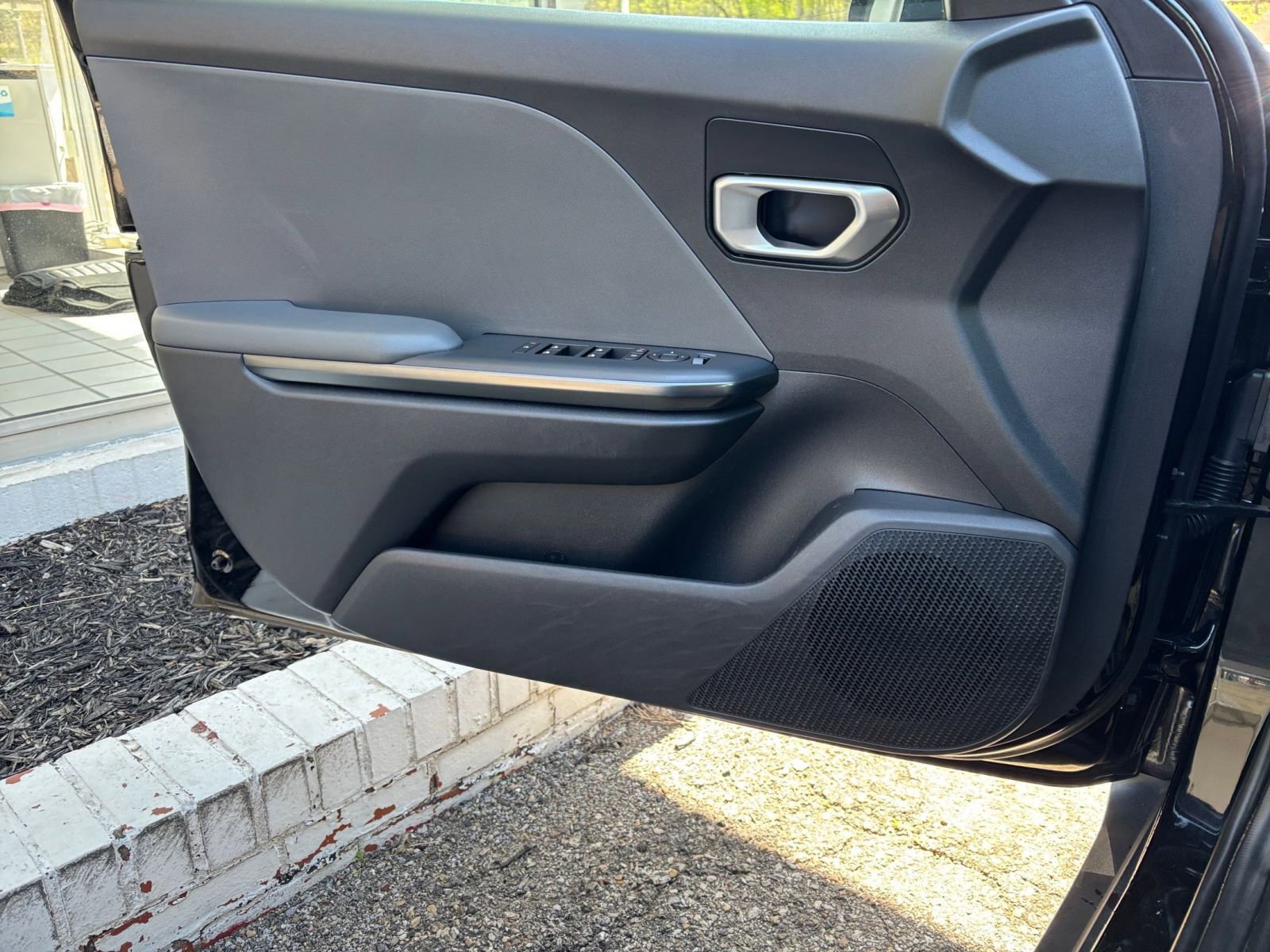 Used 2025 Kia K4 FWD image 18