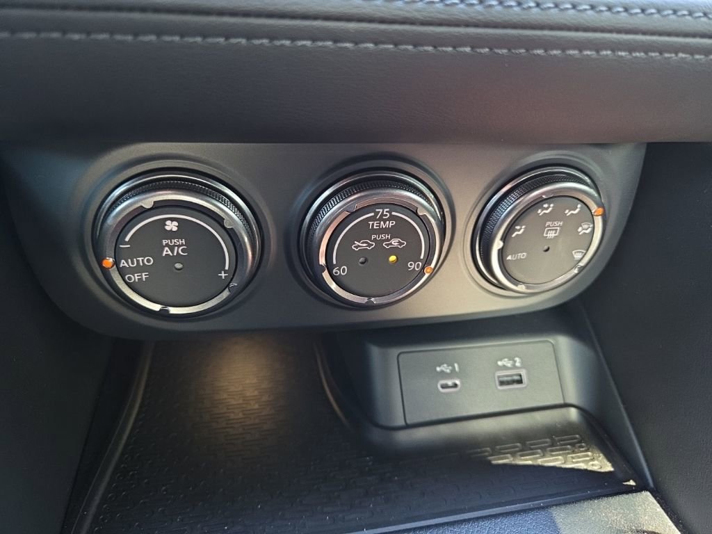 Used 2024 Nissan Z NISMO w/ Floor Mat Package image 30