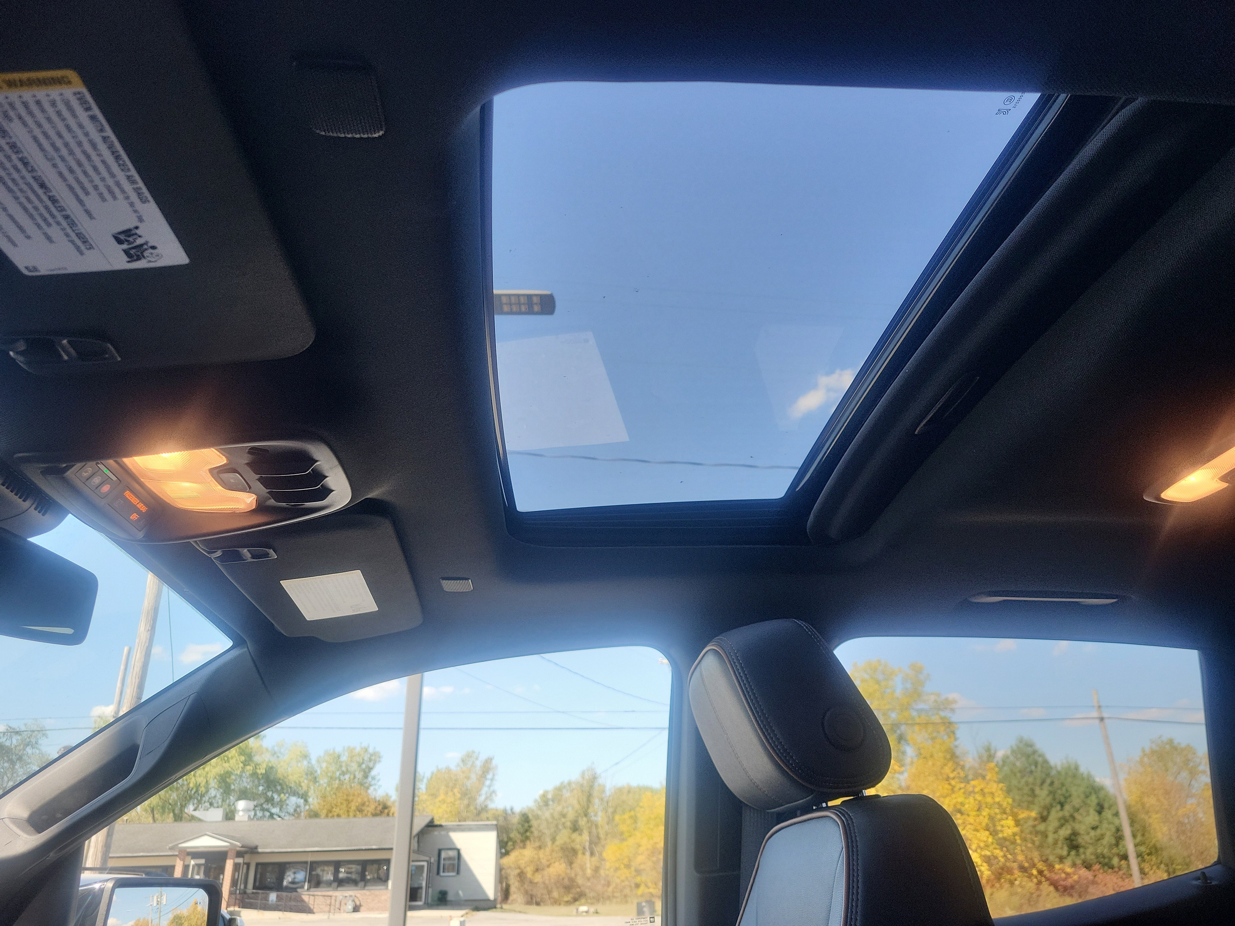 Certified 2023 GMC Canyon AT4 w/ AT4 Premium Package image 19