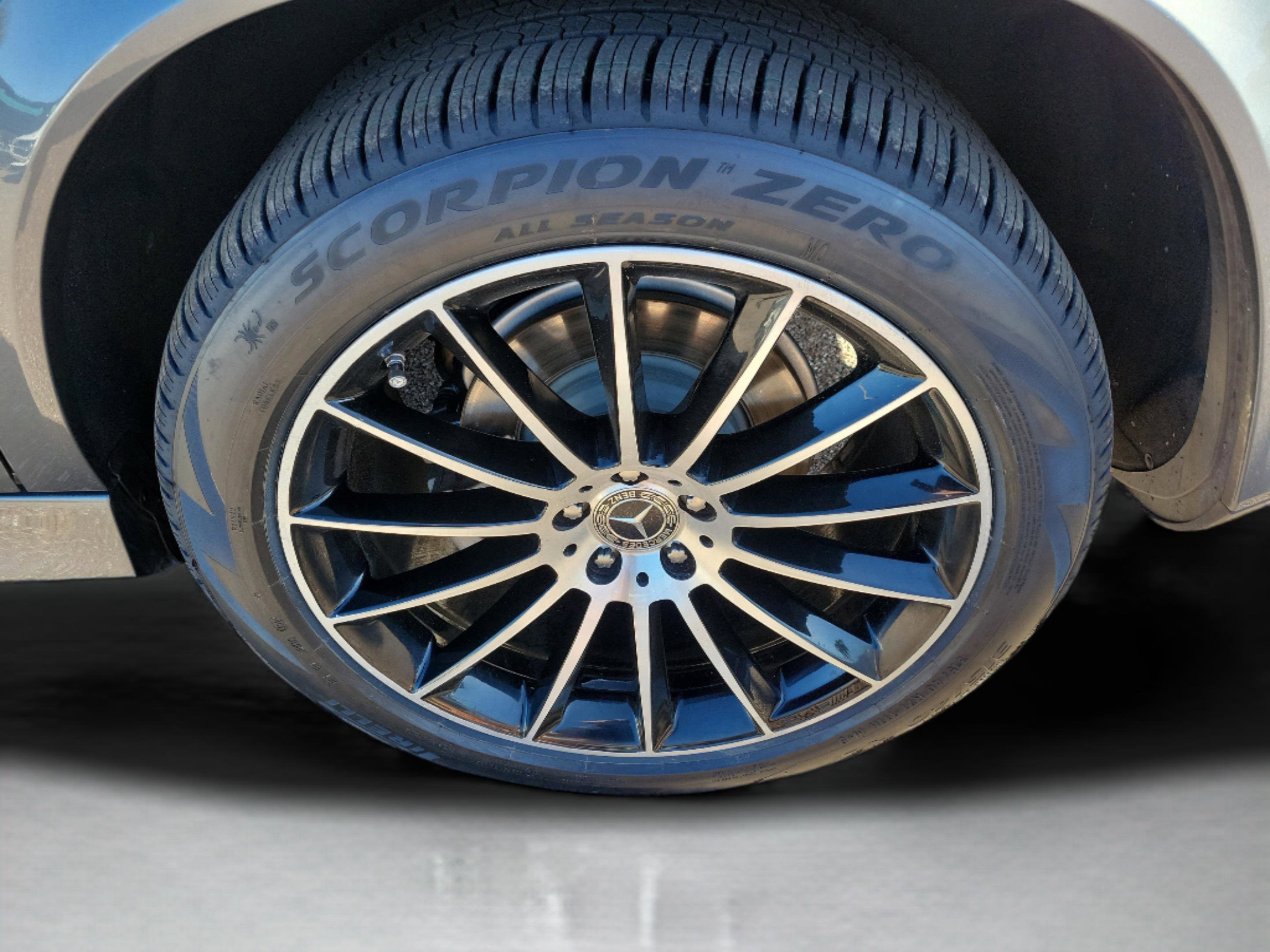 Certified 2022 Mercedes-Benz GLE 350 4MATIC image 5