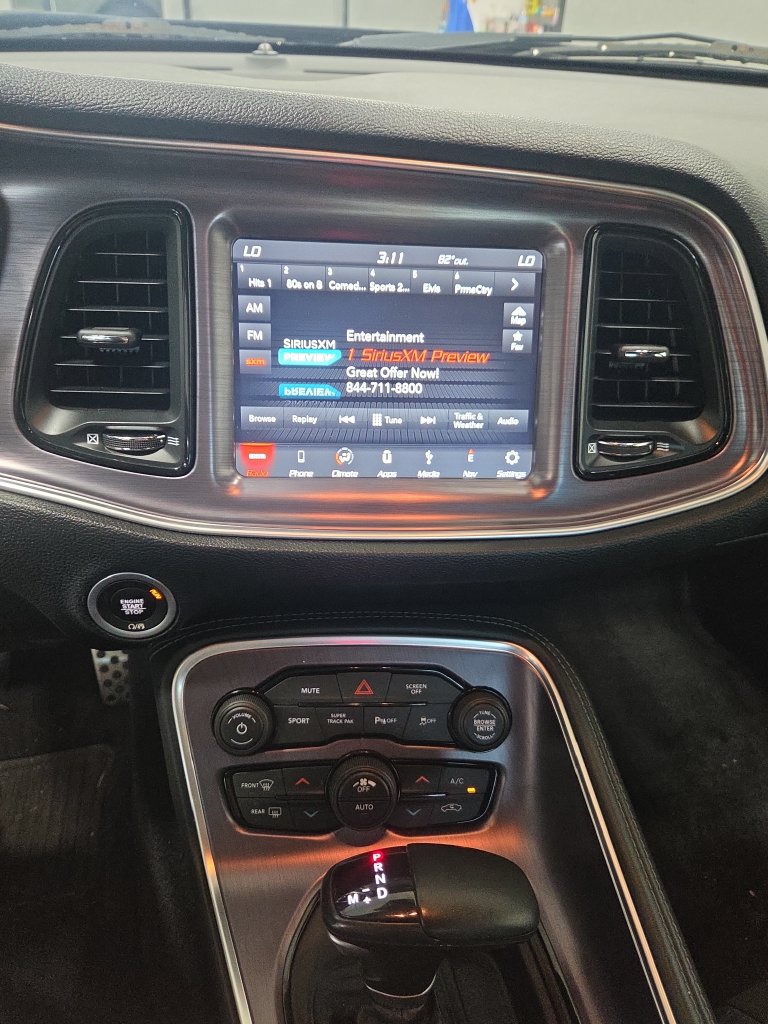 Used 2018 Dodge Challenger R/T Scat Pack w/ Driver Convenience Group RWD image 5