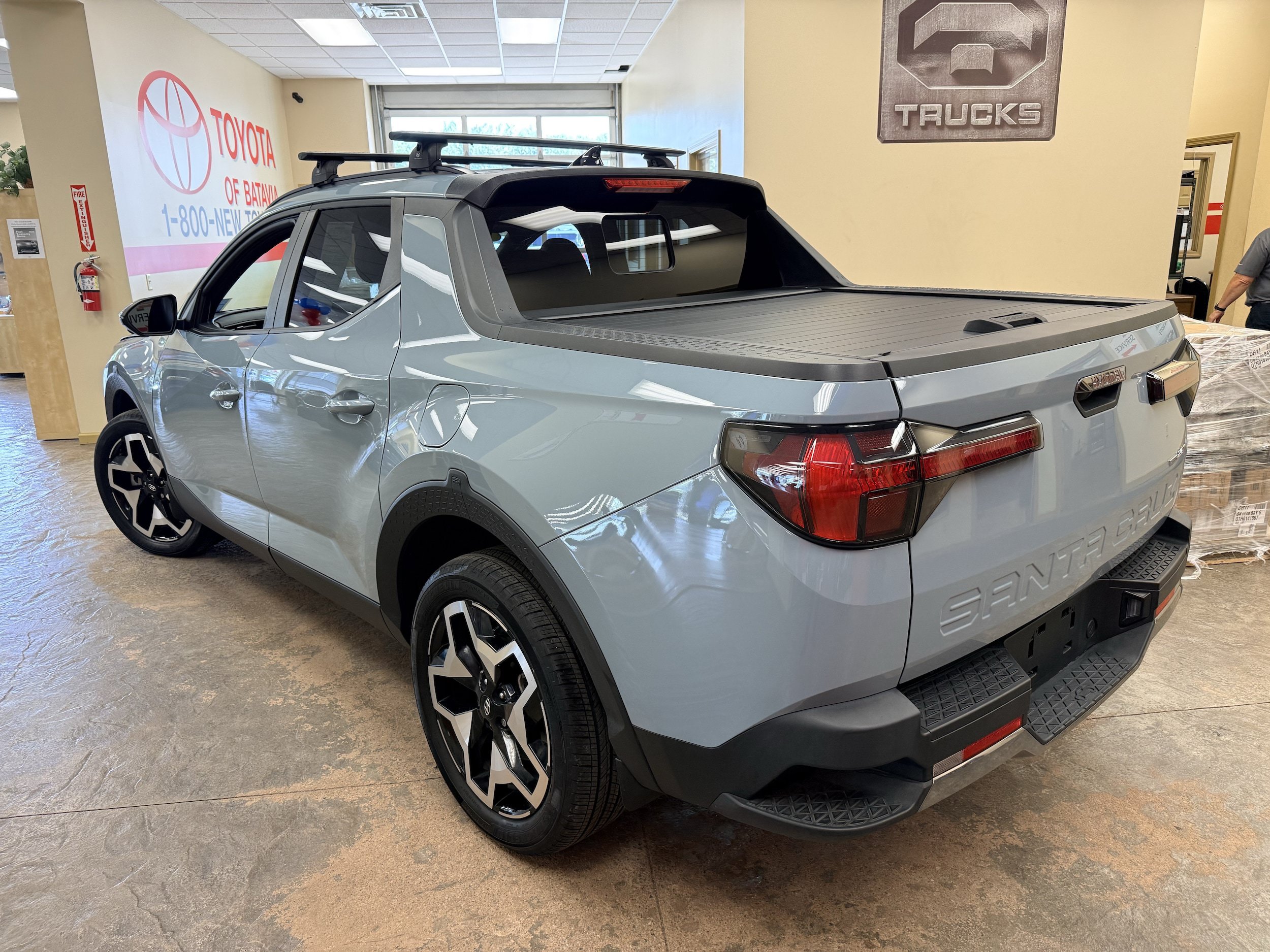 Used 2024 Hyundai Santa Cruz Limited AWD/4WD image 14