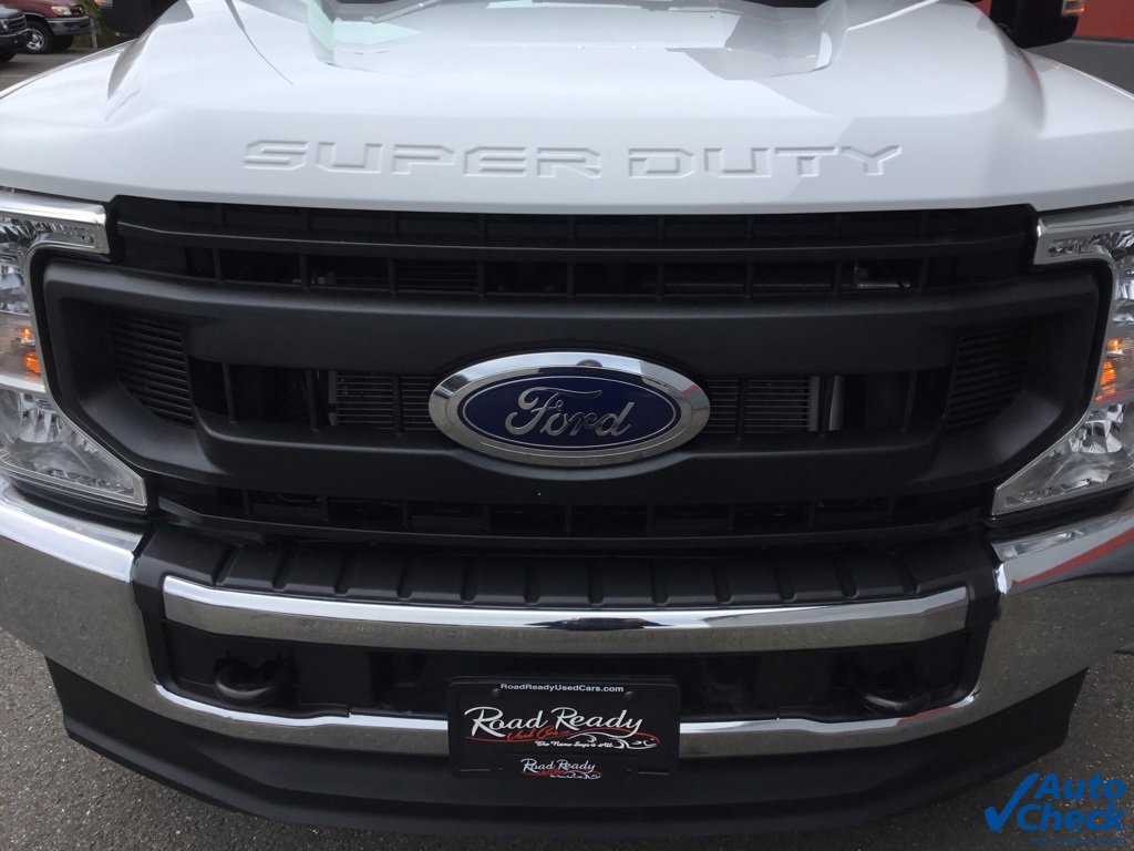Used 2022 Ford F350 XL w/ Power Equipment Group image 21