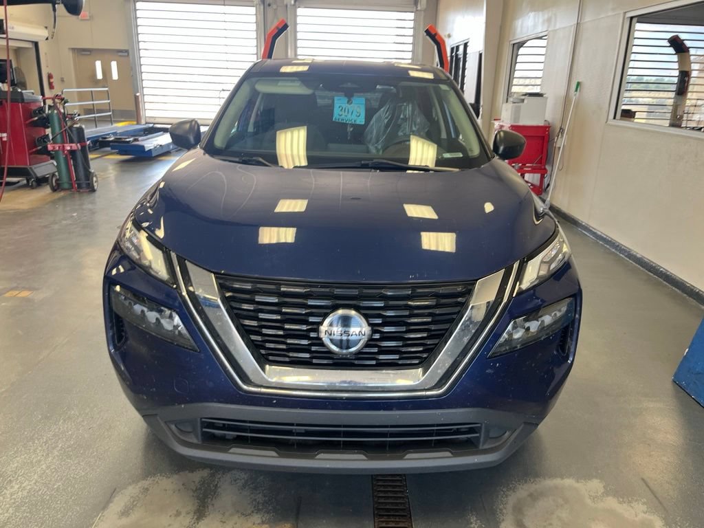 Used 2021 Nissan Rogue S AWD/4WD image 12