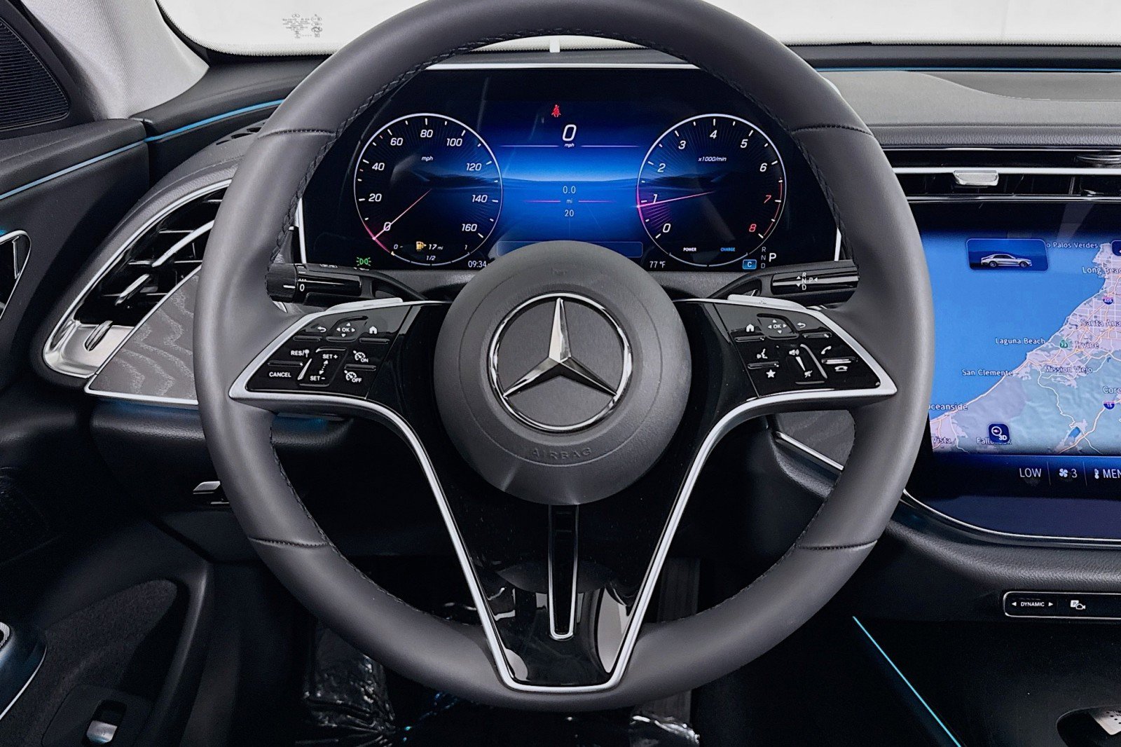 New 2025 Mercedes-Benz E 350 4MATIC Sedan image 17