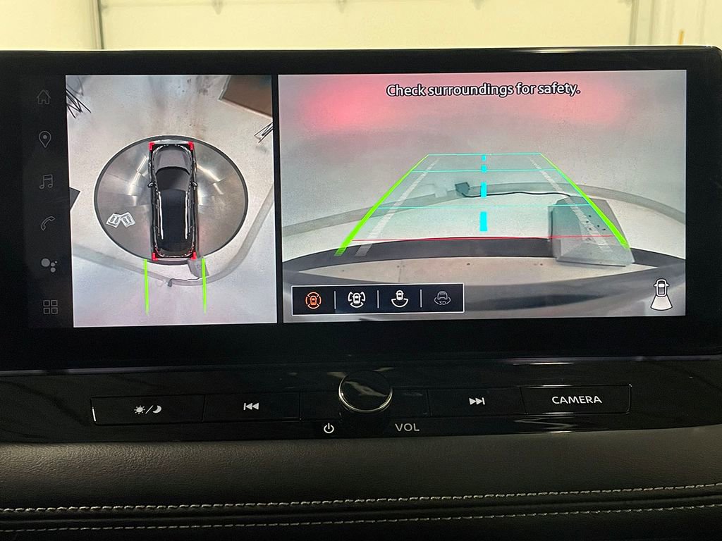 Used 2026 Nissan Rogue SL AWD/4WD image 4
