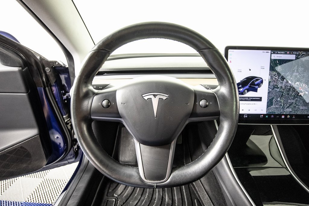 Used 2018 Tesla Model 3 Long Range image 19