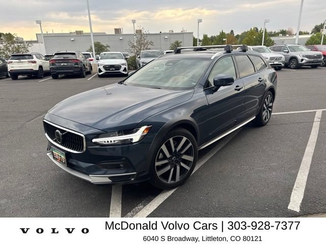 Certified 2024 Volvo V90 B6 Cross Country Ultimate w/ Protection Package Premier