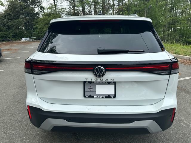Certified 2025 Volkswagen Tiguan S image 6