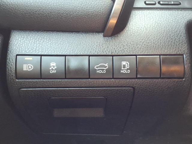 Certified 2023 Toyota Camry SE FWD image 17