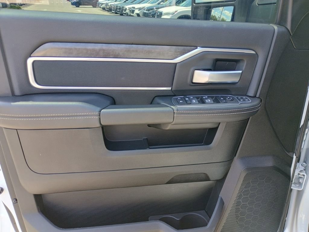 Used 2024 RAM 3500 Big Horn w/ Night Edition image 14