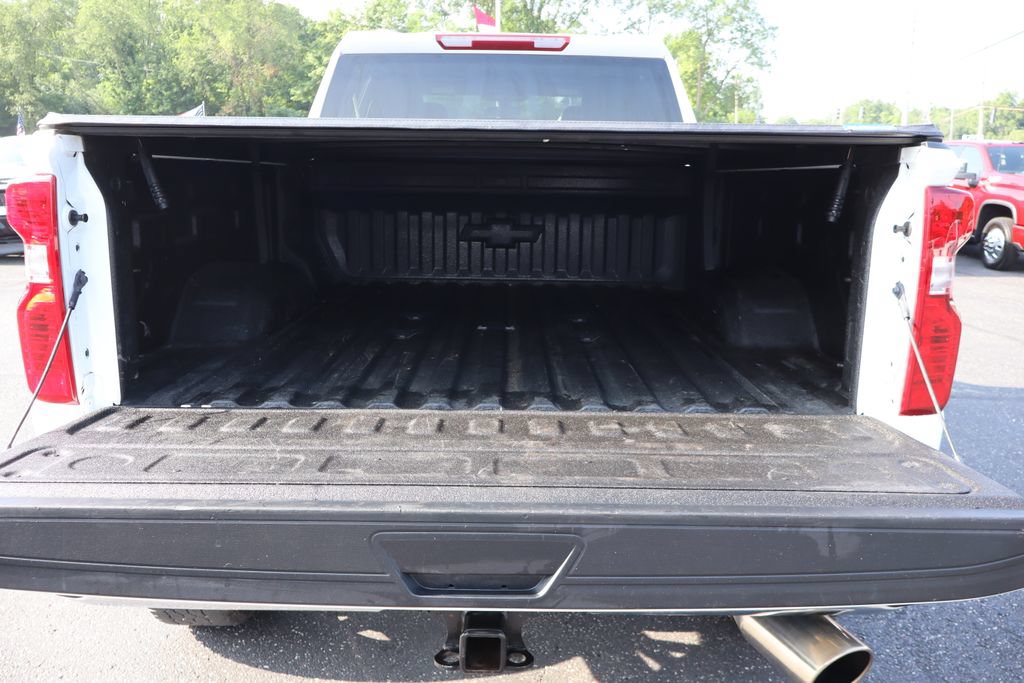 Used 2023 Chevrolet Silverado 3500 LT AWD/4WD image 26