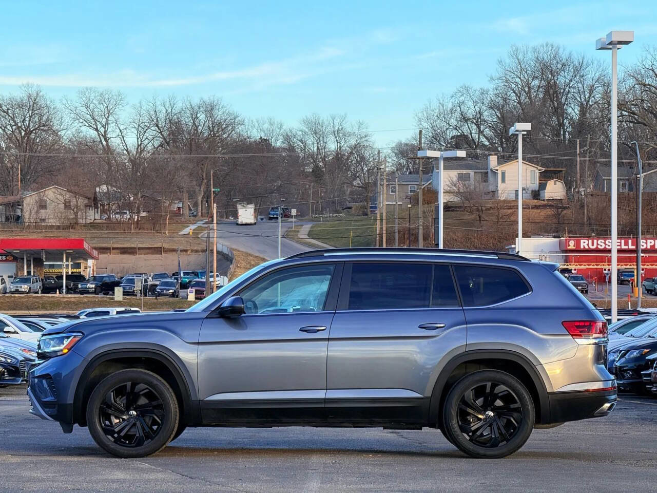 Used 2023 Volkswagen Atlas SE image 5