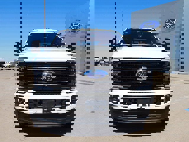 New 2026 Ford F250 Platinum image 3