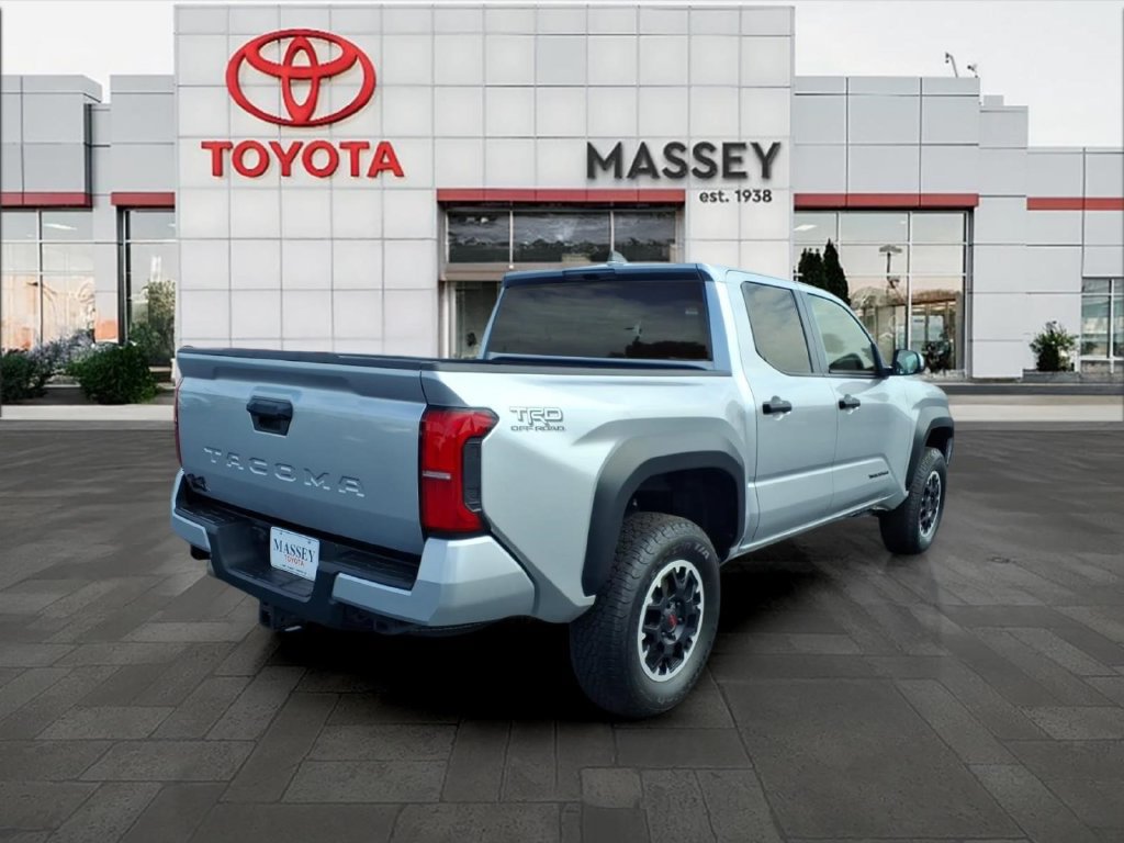 Used 2024 Toyota Tacoma TRD Off-Road AWD/4WD image 4