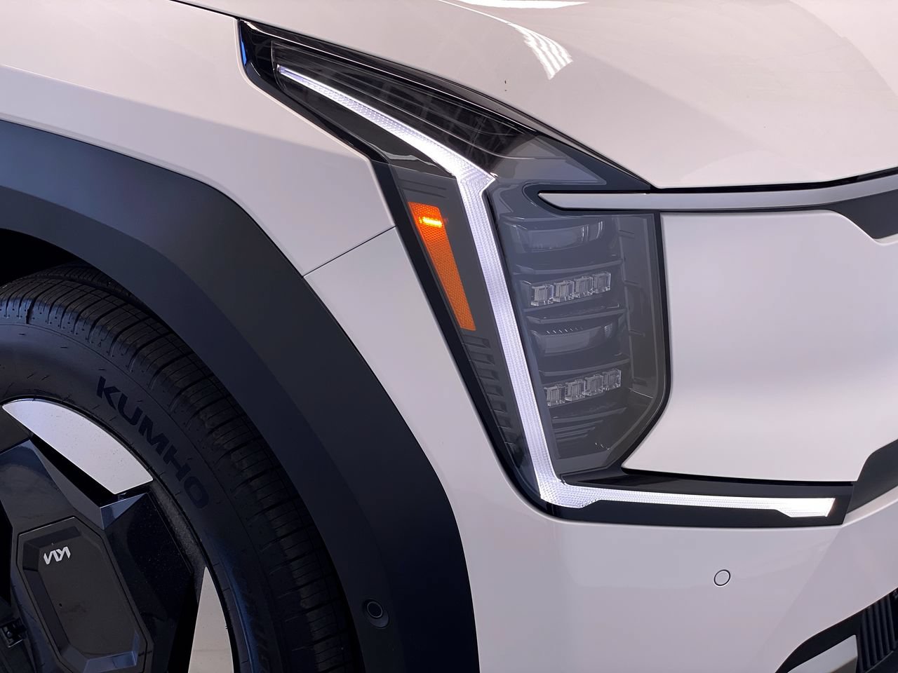 New 2026 Kia EV9 Wind AWD/4WD image 11