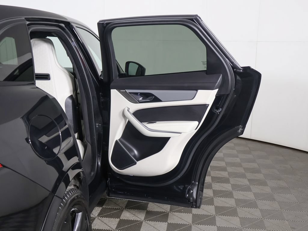 Used 2022 Jaguar F-PACE SVR AWD/4WD image 27