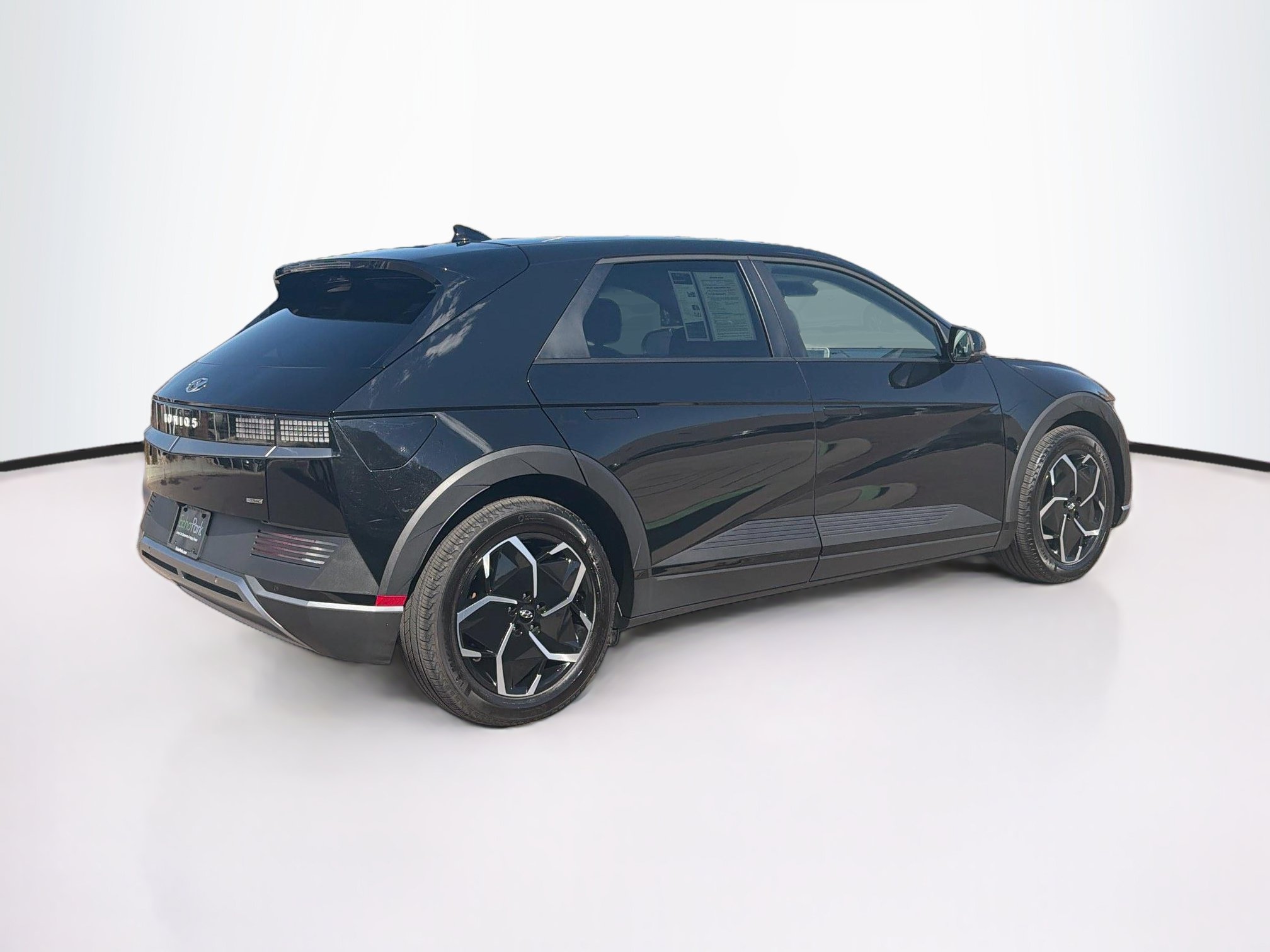 Used 2024 Hyundai Ioniq 5 SEL AWD/4WD image 9