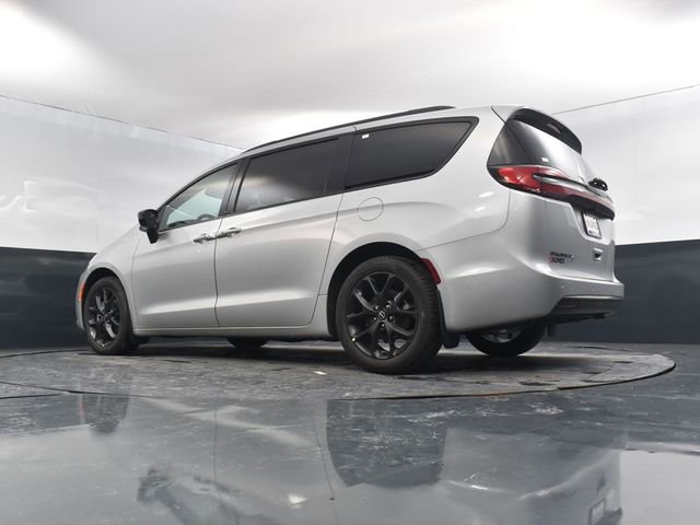New 2026 Chrysler Pacifica Select w/ S Appearance Package FWD image 58