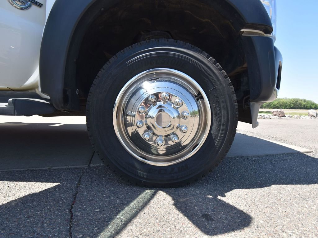 Used 2014 Ford F550 4x4 Regular Cab Super Duty image 25