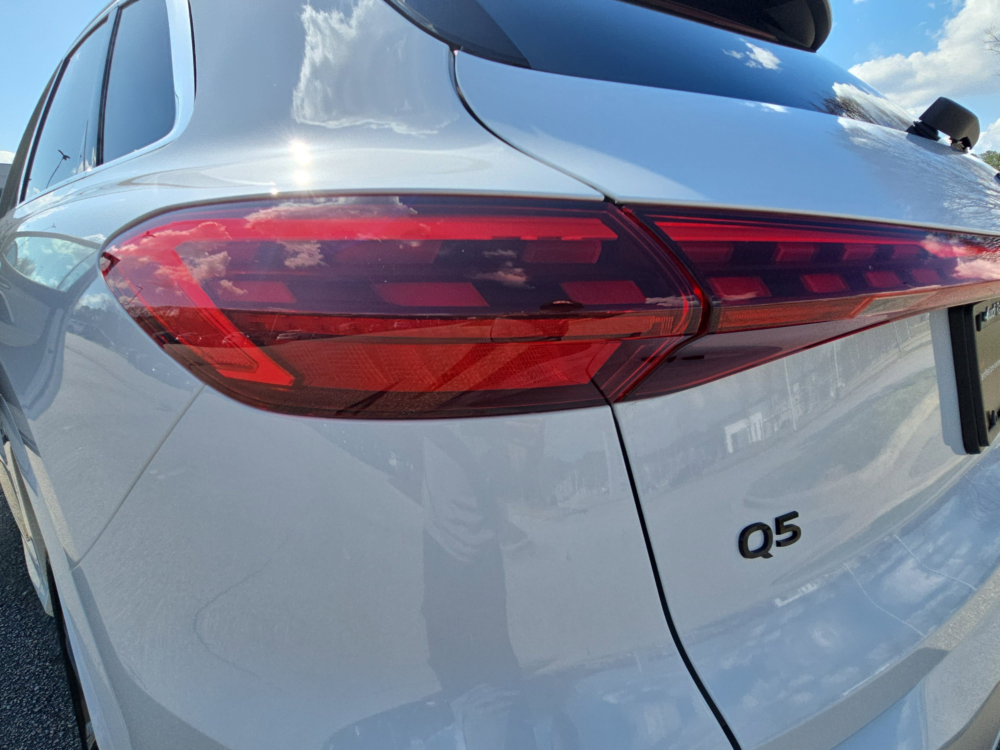 Certified 2025 Audi Q5 Premium Plus w/ Premium Plus image 32